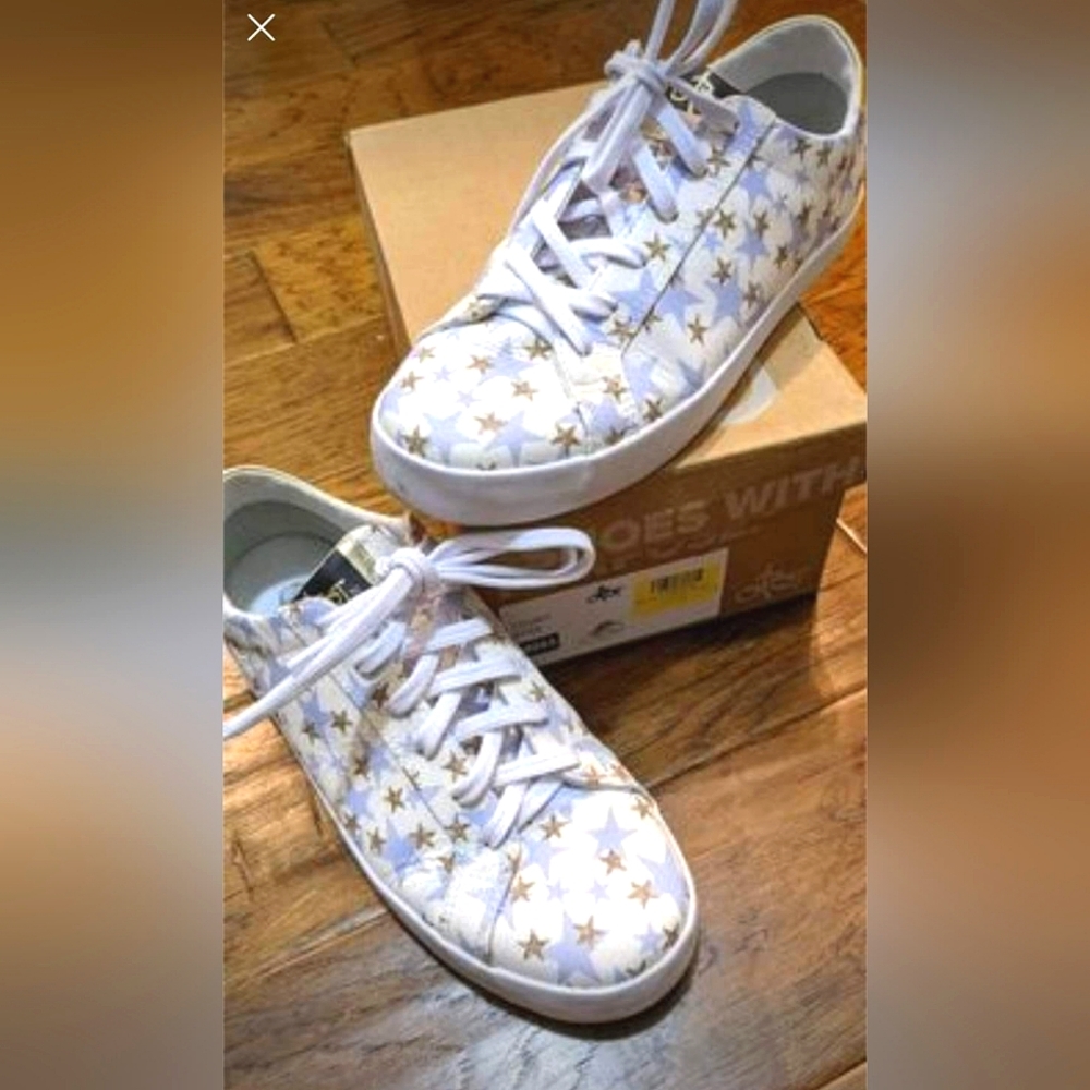 Women's OTBT size 8.5